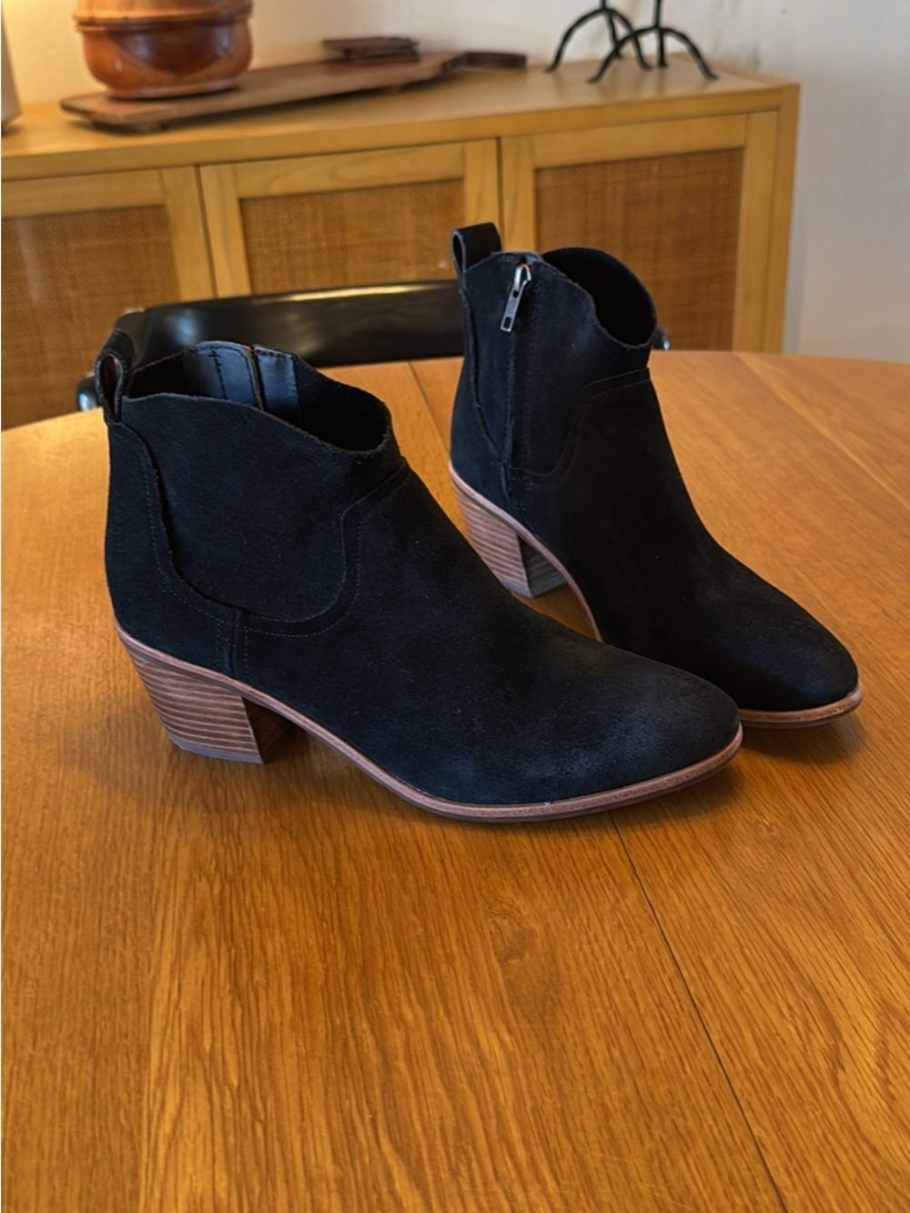 Women's Ugg Black Suede Ankle Boots with Stacked Heel